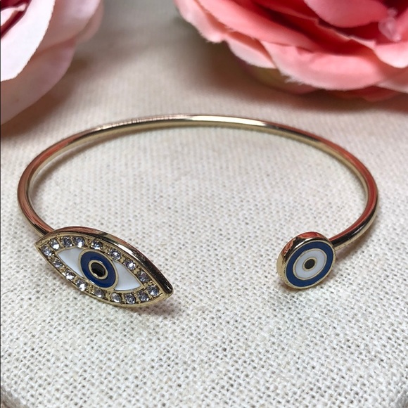 🧿 Gold Crystal Evil Eye Bangle Cuff Bracelet - Picture 2 of 7
